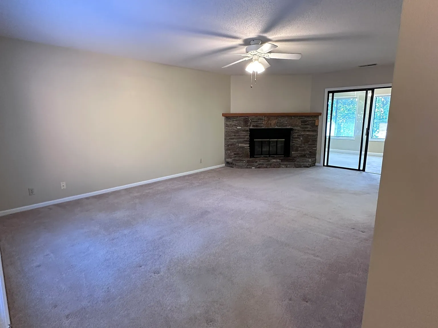 2 bed, 1483 sqft, $1,850 — Photo 4