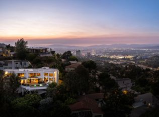 2826 Las Alturas St, Los Angeles, CA 90068