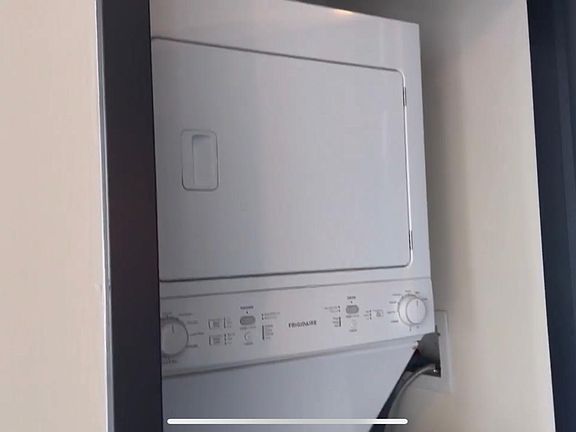 2nd image of 1646 N Milwaukee Ave #112