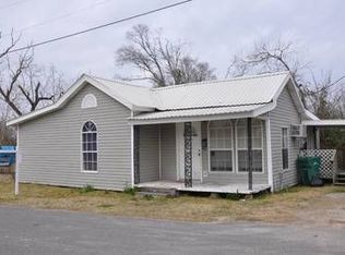 906 Guidry St, Westlake, LA 70669