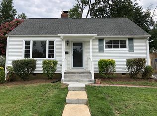 6827 Westlawn Dr, Falls Church, VA 22042
