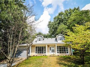 30 Hickory Hill Ln, Glen Carbon, IL