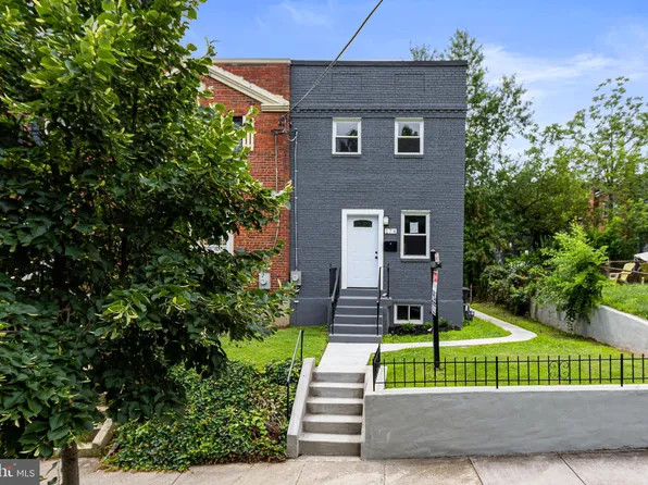174 Elmira St SW, Washington, DC 20032