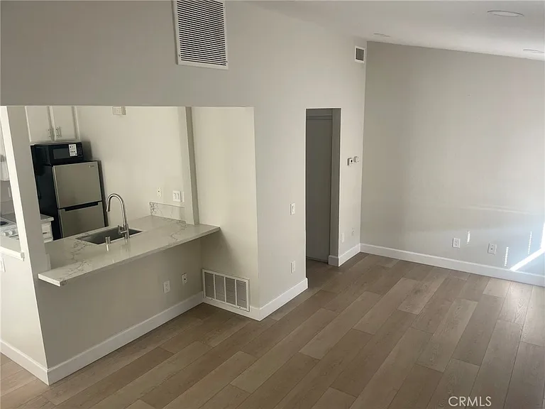 3703 Country Oaks Loop #B — Photo 4