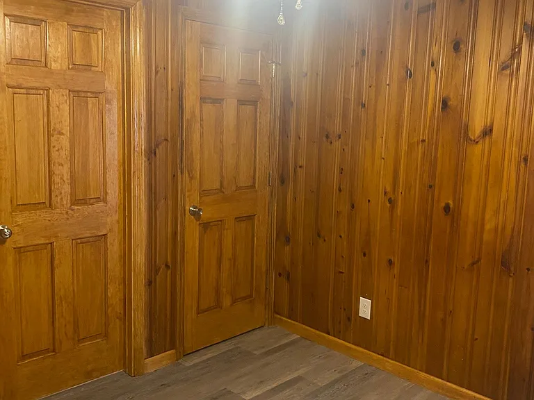 4301 Davron Ln — Photo 7