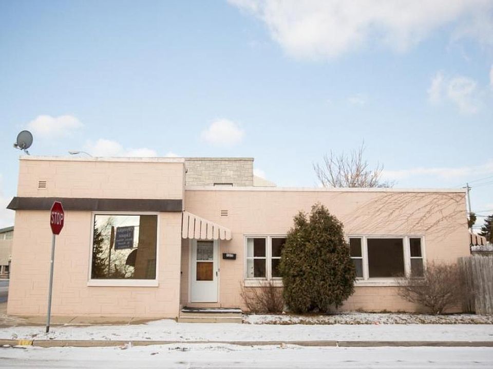 1st image of 9100 W Greenfield Ave