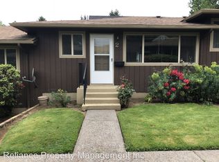 3737 SE Brooklyn St APT 2, Portland, OR 97202