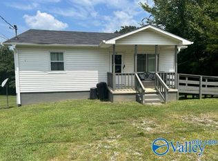 1013 Jacobs Ave, Bridgeport, AL 35740