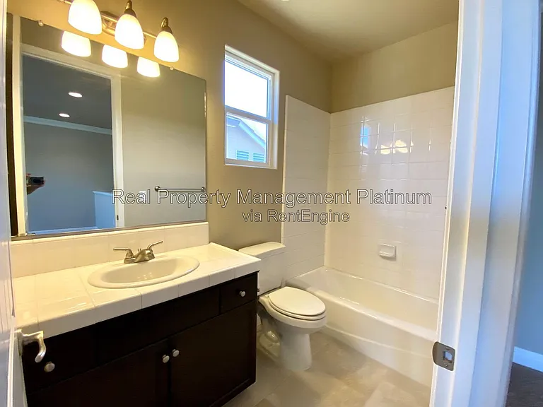 2141 W Juliet Way — Photo 21