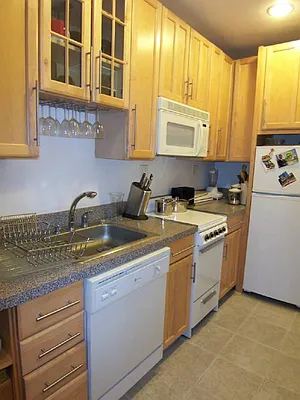 Rented by Town Residential | media 15