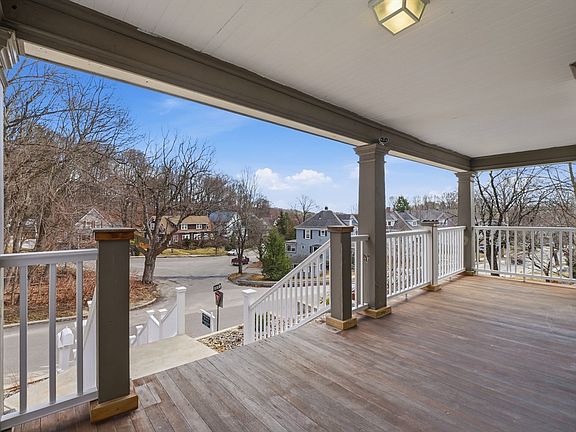 2nd image of 15 Chesterfield Rd