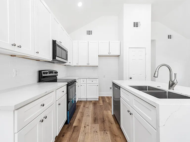 16978 W Hammon — Photo 4