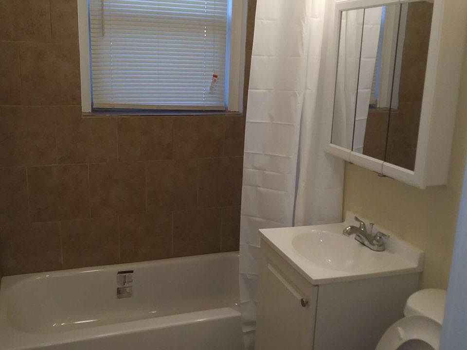 2nd image of 25 Hamilton Ave APT 13