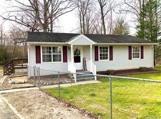 2410 Quail Oak Dr, Ruther Glen, VA 22546