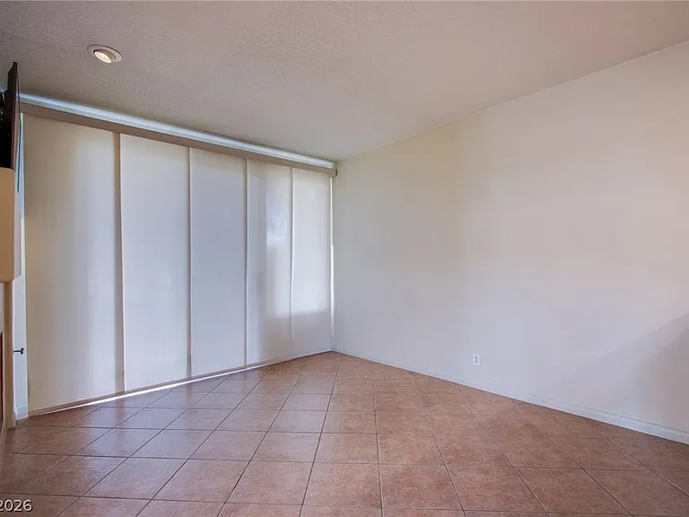 5086 Mount Pleasant Ln — Photo 6