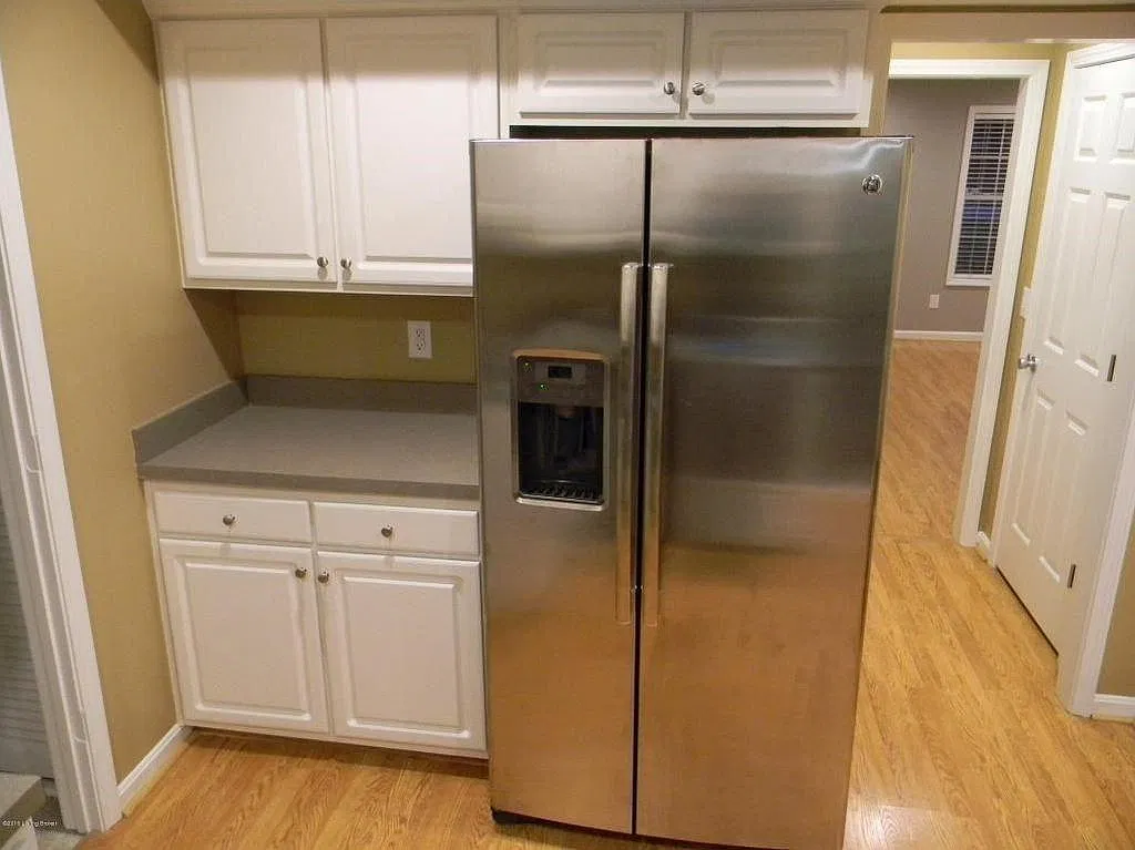 3 bed, 2.5 bath, 1163 sqft, $1,950 — Photo 3