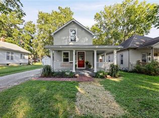 619 S Oak St, Ottawa, KS 66067