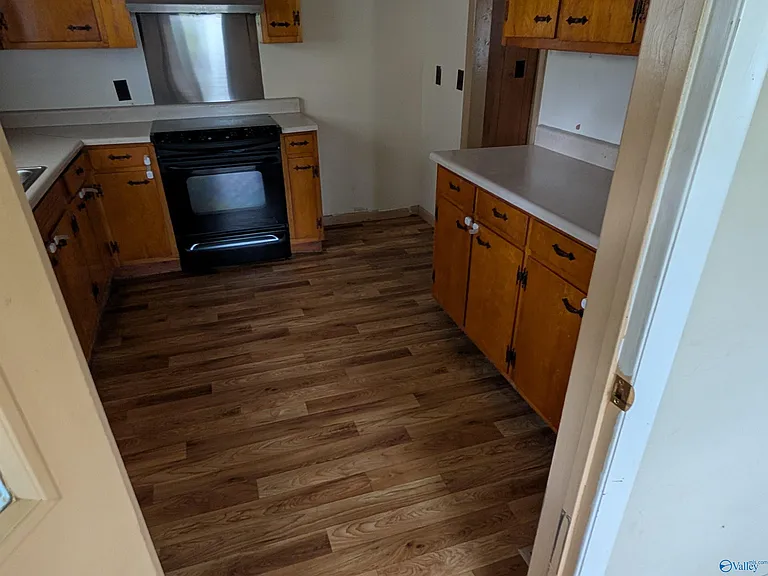 665 Cave Spring Rd — Photo 12