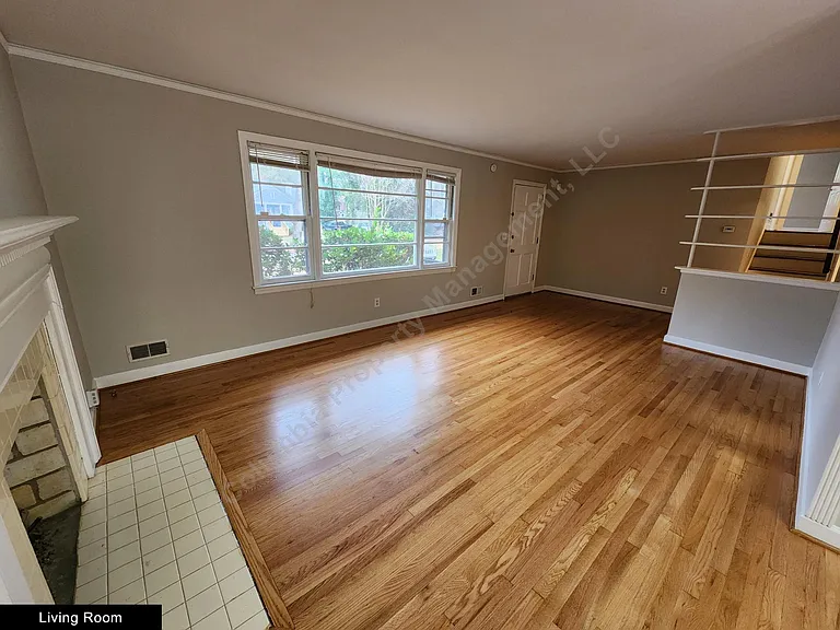 4033 Yale Ave — Photo 18