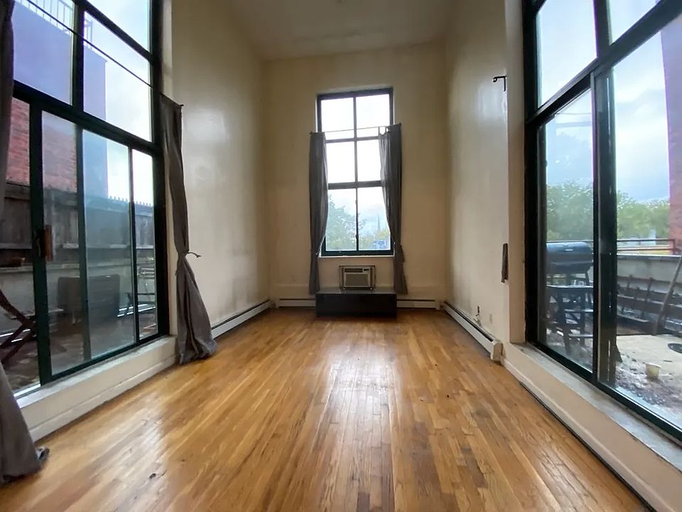 1st image of 170 Scholes St APT 4A