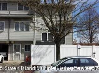 162 Hurlbert St, Staten Island, NY 10305