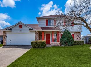 3417 Forest Creek Dr, Fort Worth, TX 76123