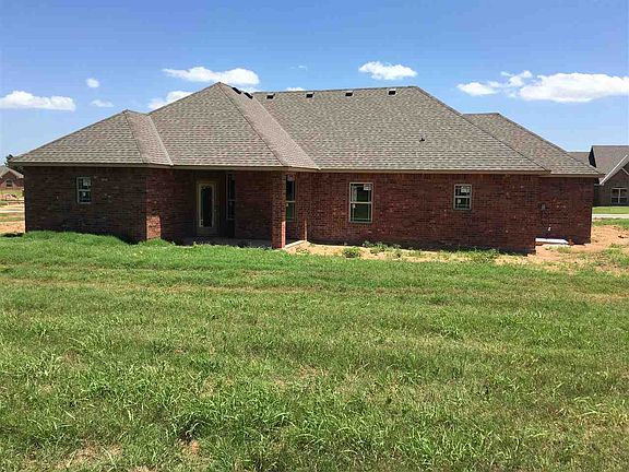 2nd image of 1215 NE Baybrook Dr