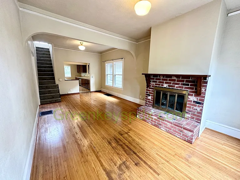 806 SE 45th Ave — Photo 5