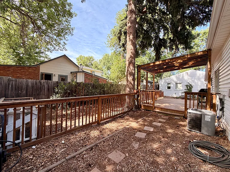 947 Terry St #A — Photo 22