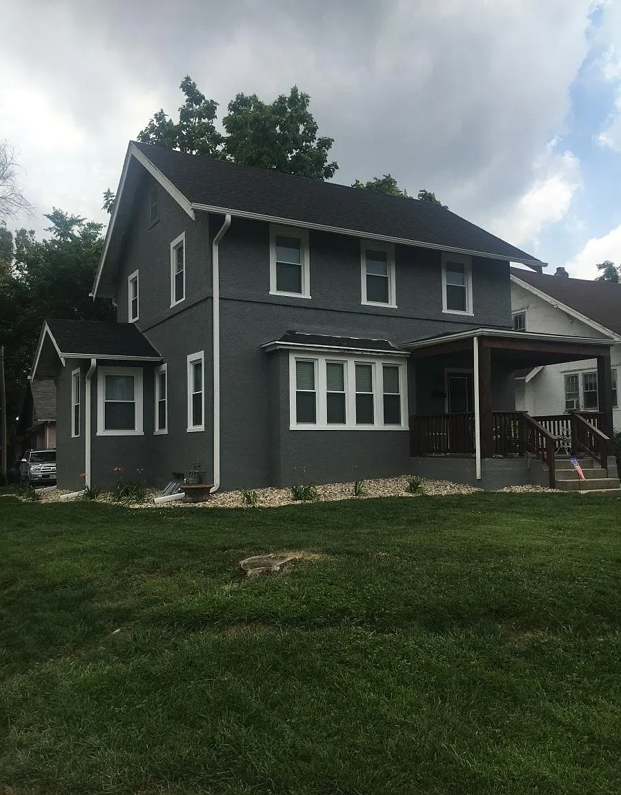 4 bed, 1446 sqft, $2,300 — Photo 1