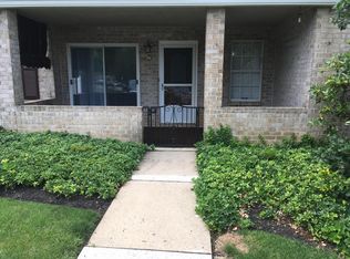 41 Country Club Rd, York, PA 17403