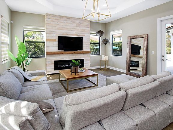 5th image of 11555 NW 82nd Court