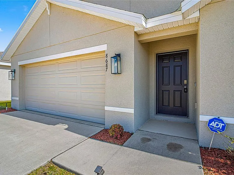 8687 SW 49th Ter — Photo 4