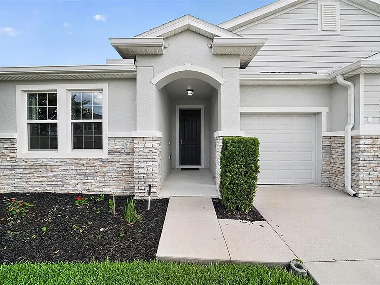 4572 SW 65th Pl — Photo 7