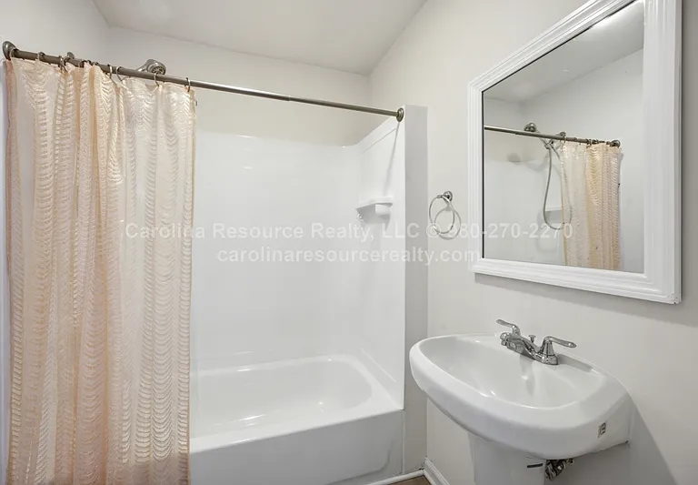 4535 Dawnwood Dr — Photo 13