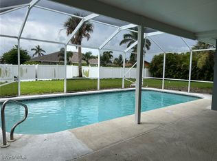 2210 SE 27th Ter, Cape Coral, FL 33904