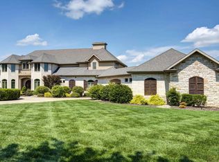 1643 Regency Ln, Nixa, MO 65714