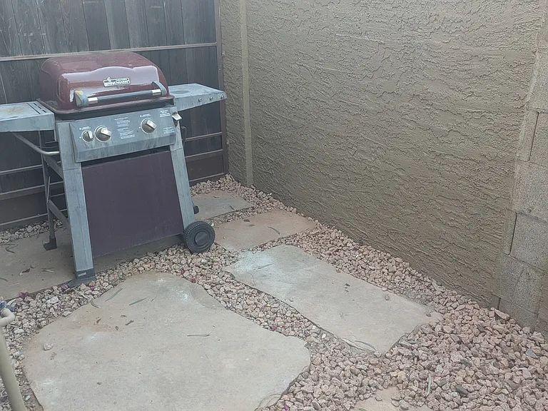 1251 E Bluebell Ln — Photo 30