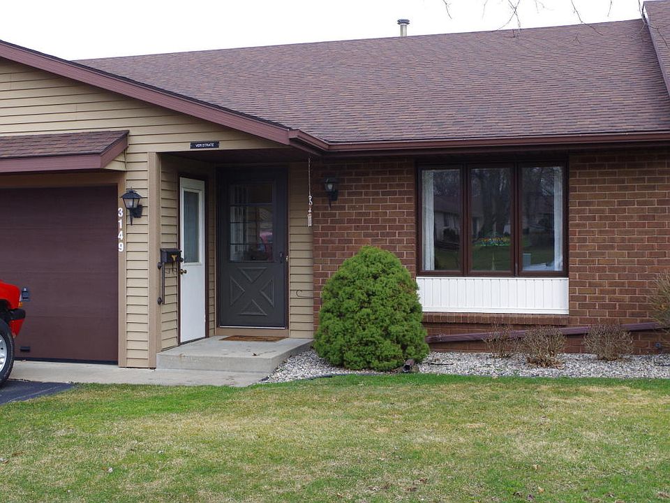 1st image of 3149 Beechridge Dr #4