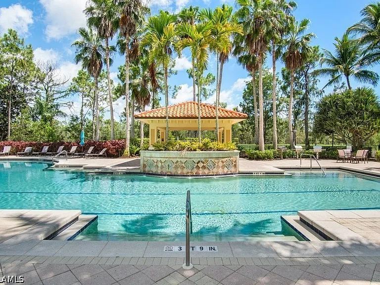 2728 Tiburon Blvd E #A-203 — Photo 31