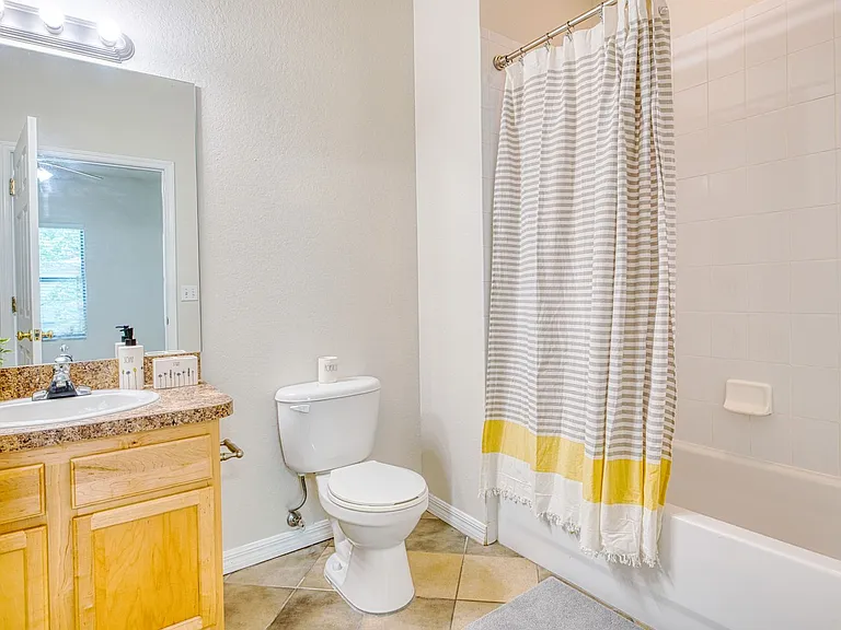 4125 SW 31st St — Photo 46