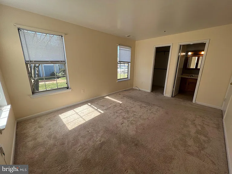 8720 Grasmere Ct #8720 — Photo 13
