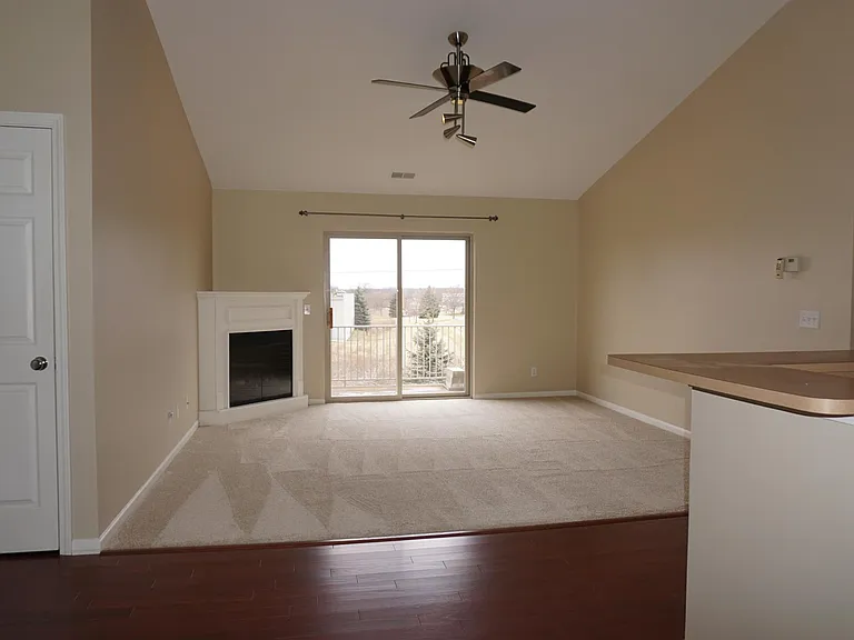 1345 Addington Ln — Photo 6
