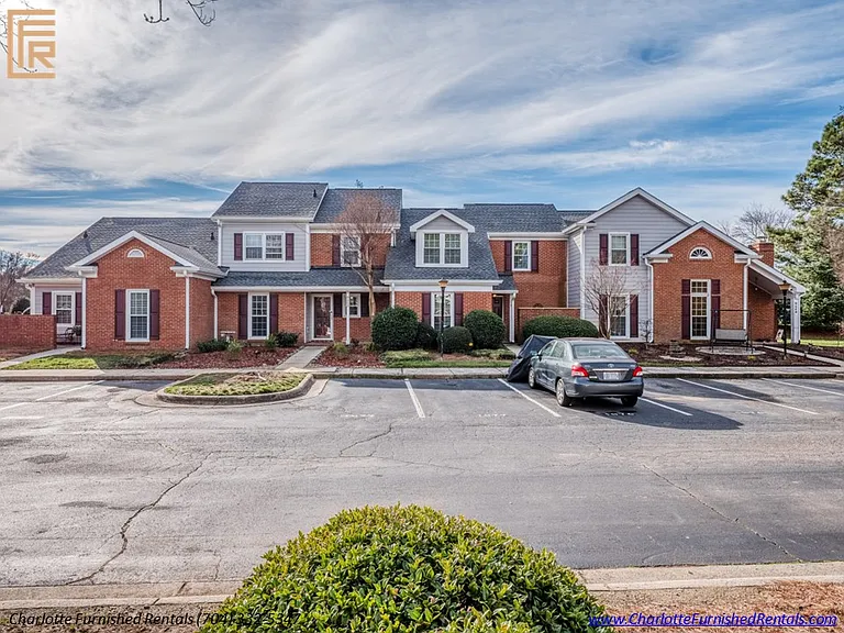 9250 N Vicksburg Park Ct — Photo 2