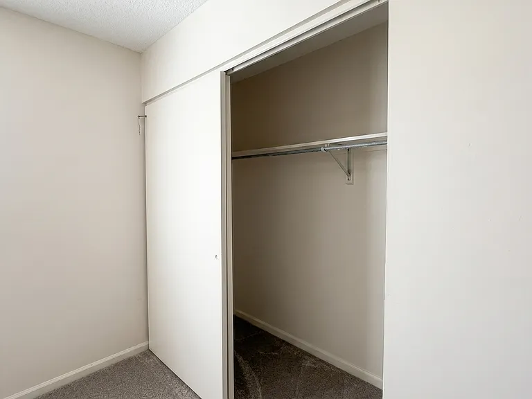36 Le Moyne Dr — Photo 21
