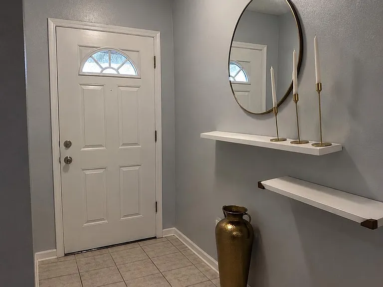 1502 Sudbury Dr — Photo 4
