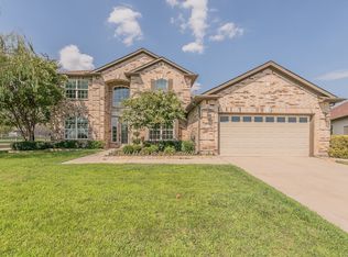 8701 Freeport Dr, Denton, TX 76207