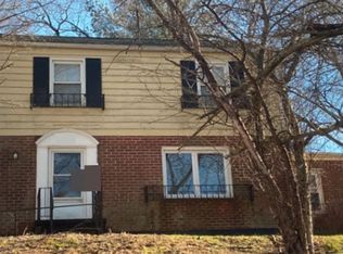 6721 Knollbrook Dr, Hyattsville, MD 20783