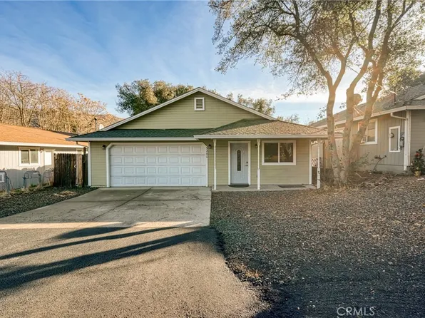 3240 10th St, Clearlake, CA 95422