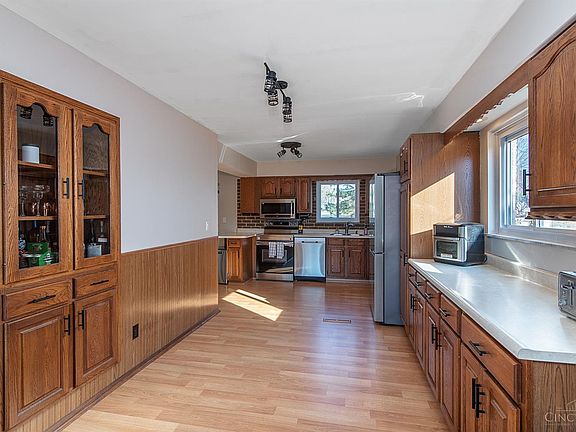 5th image of 5334 Cannas Dr